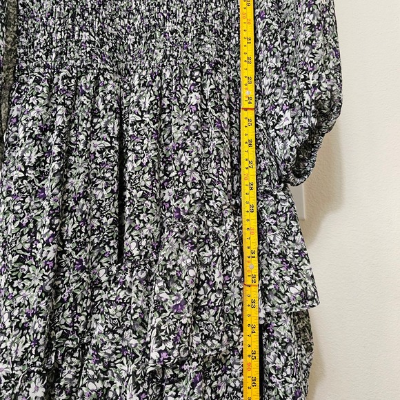 ASTR THE LABEL Asymmetrical Long Sleeve Smocked Ruffle Floral Maxi Dress Sz M - Picture 15 of 16